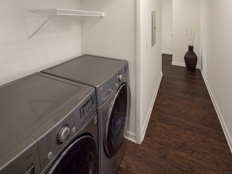 apartments with washer/dryer included